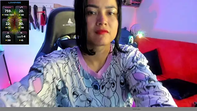 Snapshot of scarlet-kennedy98 chatting on 03.19.25 scarlet-kennedy98 online show from 03.19.25