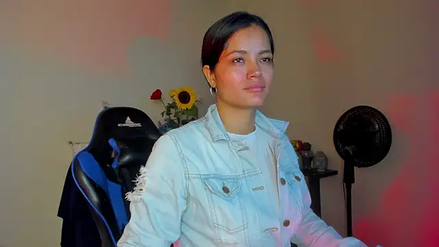 Snapshot of scarlet-kennedy98 chatting on 02.16.26 scarlet-kennedy98 online show from 02.16.26