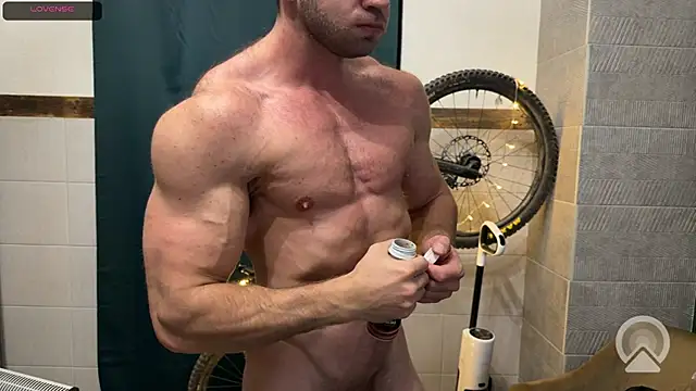 Snapshot of ericeric507 chatting on 02.26.26 ericeric507 online show from 02.26.26