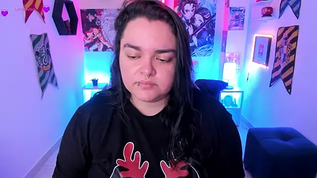 Snapshot of Luise_Meyrink chatting on 12.17.24 Luise Meyrink online show from 12.17.24