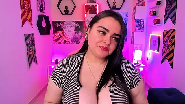 Snapshot of Luise_Meyrink chatting on 01.30.25 Luise Meyrink online show from 01.30.25