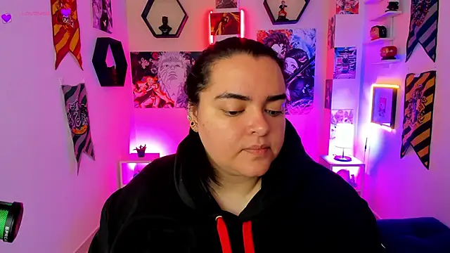 Snapshot of Luise_Meyrink chatting on 02.08.25 Luise Meyrink online show from 02.08.25