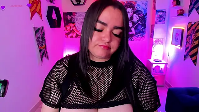 Snapshot of Luise_Meyrink chatting on 02.08.25 Luise Meyrink online show from 02.08.25