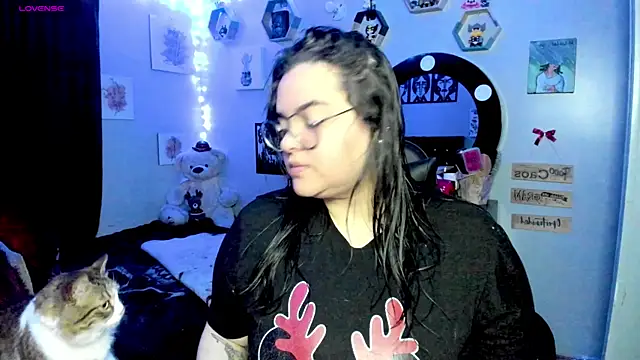 Snapshot of Luise_Meyrink chatting on 03.02.25 Luise Meyrink online show from 03.02.25