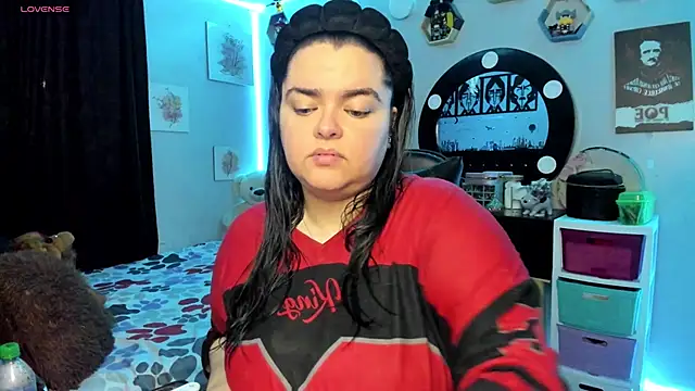 Snapshot of Luise_Meyrink chatting on 09.23.25 Luise Meyrink online show from 09.23.25