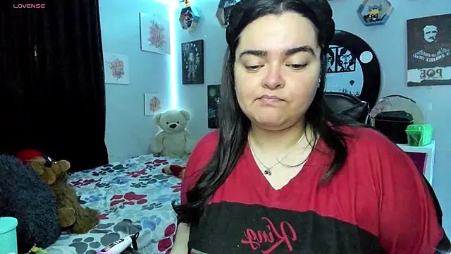 Snapshot of Luise_Meyrink chatting on 09.25.25 Luise Meyrink online show from 09.25.25