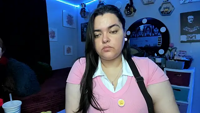 Snapshot of Luise_Meyrink chatting on 02.11.26 Luise Meyrink online show from 02.11.26