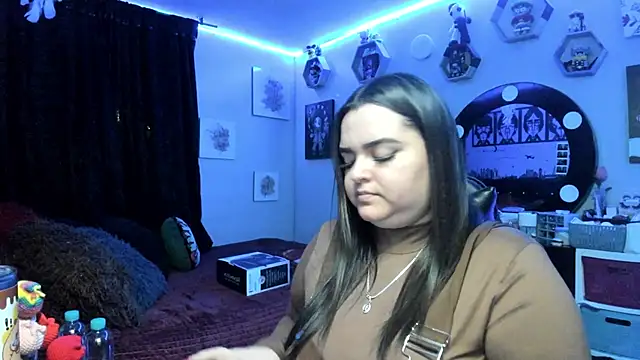 Snapshot of Luise_Meyrink chatting on 02.27.26 Luise Meyrink online show from 02.27.26