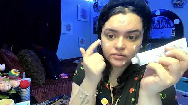 Snapshot of Luise_Meyrink chatting on 03.11.26 Luise Meyrink online show from 03.11.26