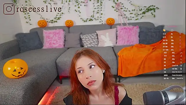 Snapshot of BOOLOCHKAA chatting on 11.01.25 BOOLOCHKAA online show from 11.01.25