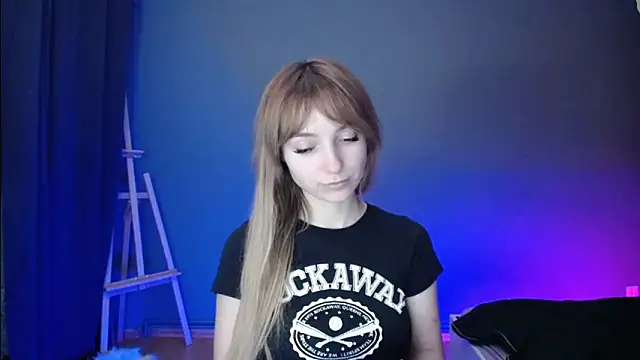 LuciaYoung online show from 03.07.25