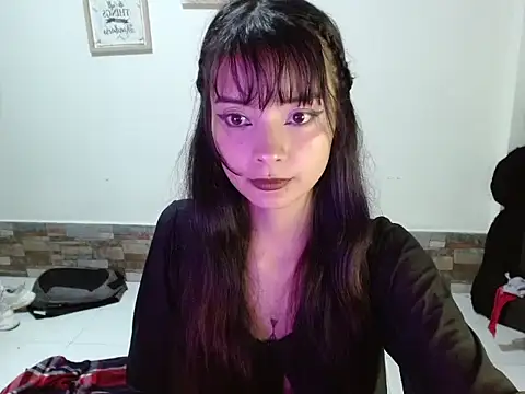  annie rosse online show from 02.17.25