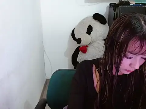  annie rosse online show from 04.15.26