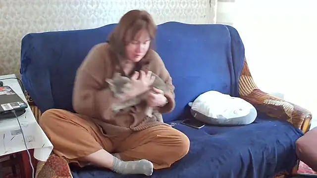 franceska blue online show from 04.09.26