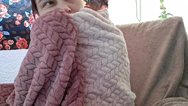 Cyndee Winter online show from 03.21.25