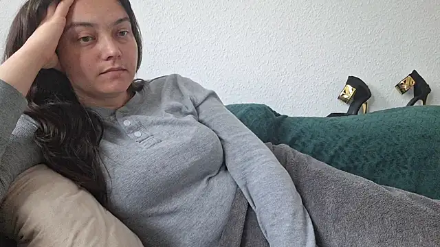 Cyndee Winter online show from 09.15.25