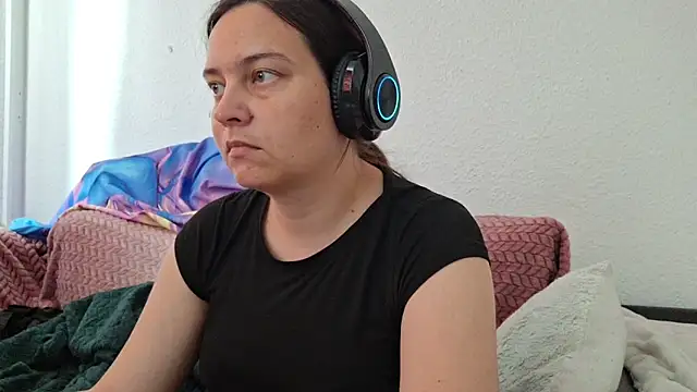 Snapshot of Cyndee_Winter chatting on 06.09.26 Cyndee Winter online show from 06.09.26