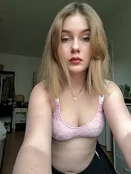 MaribelRiver online show from 03.13.25