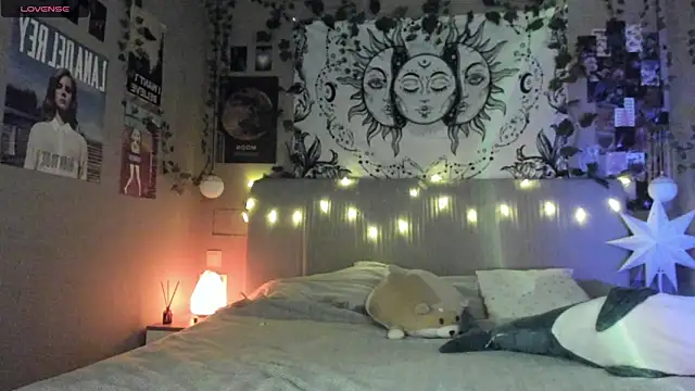 Anisawithlove online show from 02.27.25