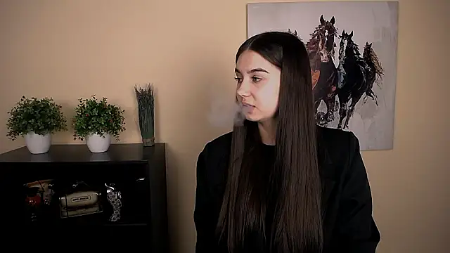 Lili magic online show from 02.04.26