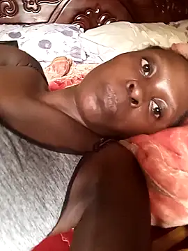 Snapshot of pretty_amaal chatting on 12.02.24 pretty amaal online show from 12.02.24