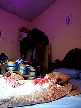 Snapshot of pretty_amaal chatting on 09.30.25 pretty amaal online show from 09.30.25