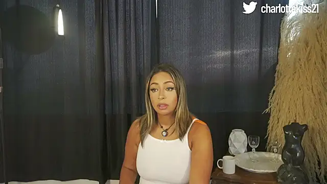 charlottelover21 online show from 04.16.26