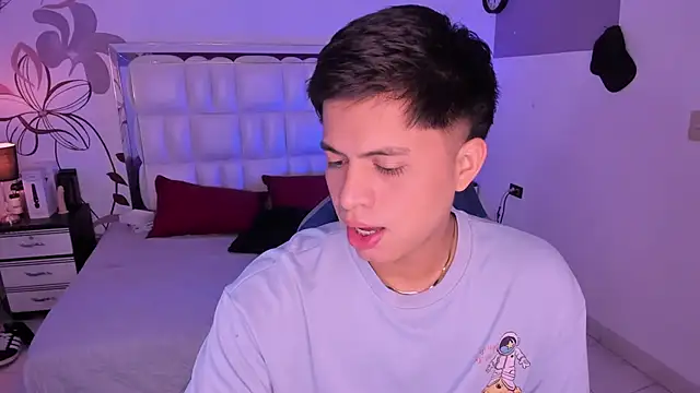 Snapshot of Niicky1_ chatting on 12.07.24 Niicky1  online show from 12.07.24