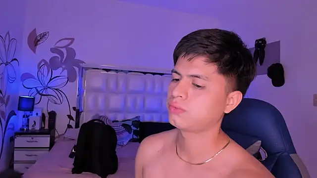 Snapshot of Niicky1_ chatting on 01.24.25 Niicky1  online show from 01.24.25