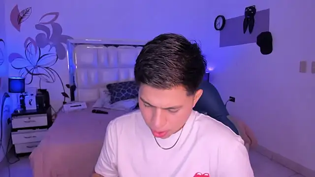 Snapshot of Niicky1_ chatting on 01.31.25 Niicky1  online show from 01.31.25