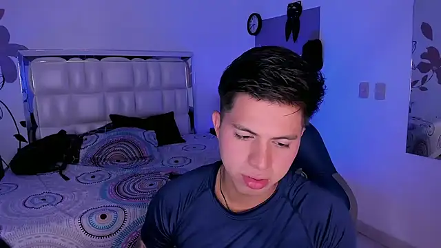 Snapshot of Niicky1_ chatting on 02.26.25 Niicky1  online show from 02.26.25