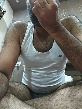 Snapshot of lund_lol chatting on 06.21.26 lund lol online show from 06.21.26