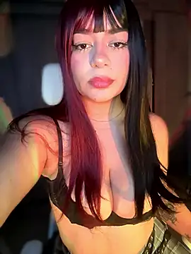 Snapshot of RavenM8 chatting on 01.16.26 RavenM8 online show from 01.16.26