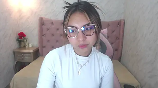 Snapshot of XSmaggiiee chatting on 03.13.25 XSmaggiiee online show from 03.13.25