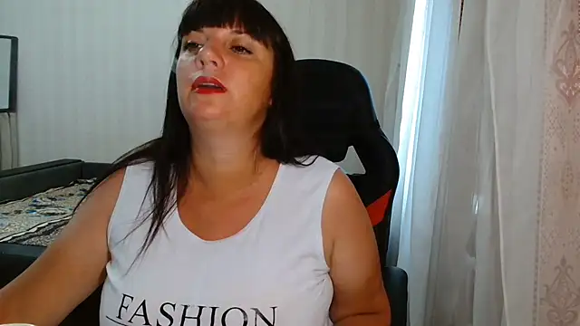 Snapshot of Jane_Luste chatting on 05.27.26 Jane Luste online show from 05.27.26