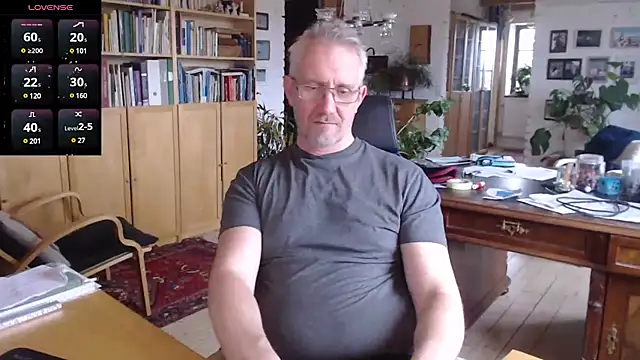 tom-swede online show from 02.02.25