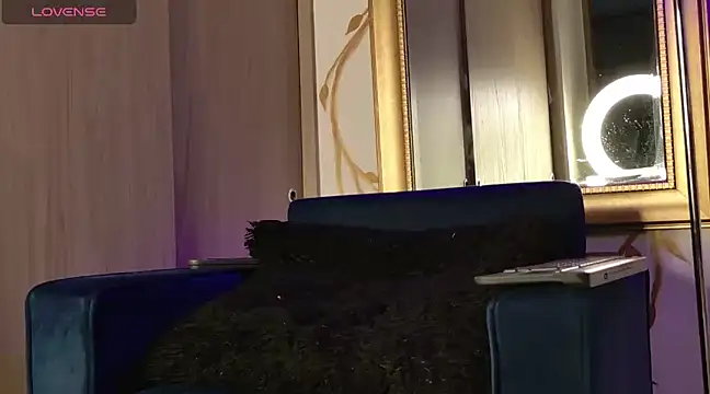 Snapshot of enzo_herrera01 chatting on 02.13.25 enzo herrera01 online show from 02.13.25