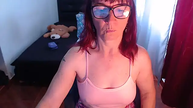 Snapshot of pamelaa_jagger chatting on 11.18.25 pamelaa jagger online show from 11.18.25