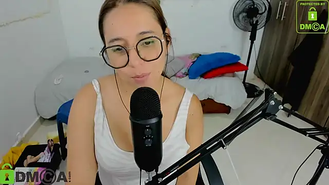 isa loves cum online show from 11.20.25