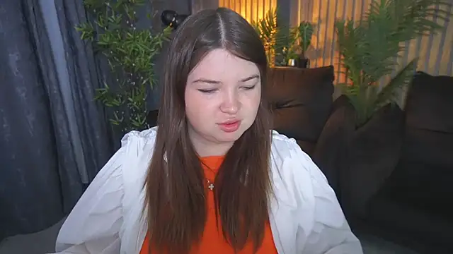 RosieMoons online show from 10.03.25