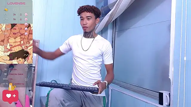 sexy blacks  online show from 03.19.25