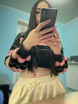 Snapshot of ShannonShanny chatting on 01.26.25 ShannonShanny online show from 01.26.25