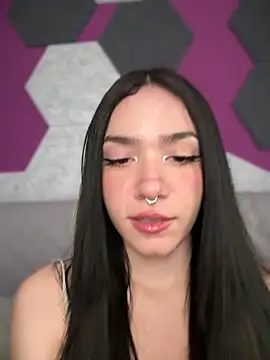 Snapshot of ShannonShanny chatting on 03.12.25 ShannonShanny online show from 03.12.25