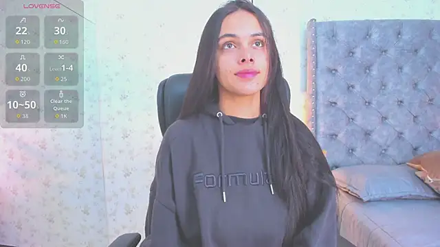 ChloeHarper  online show from 10.28.25