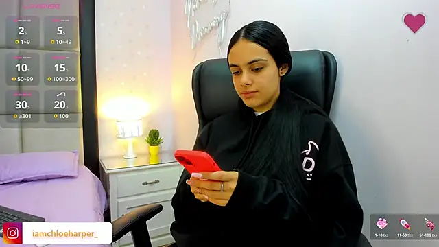 ChloeHarper  online show from 11.05.25