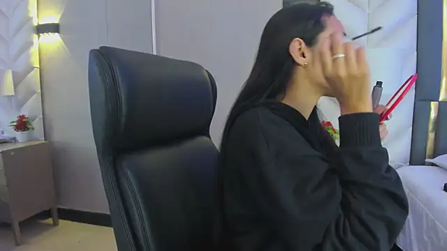 ChloeHarper  online show from 02.28.26