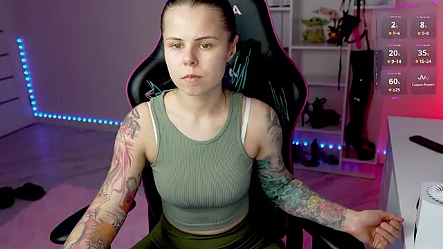 Snapshot of Latex_Kitty chatting on 01.31.26 Latex Kitty online show from 01.31.26