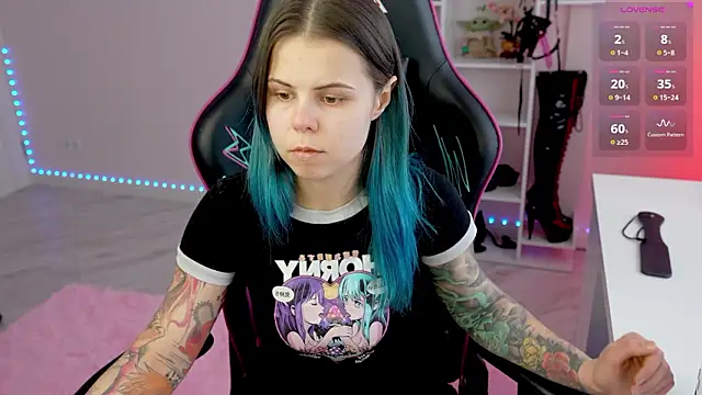 Snapshot of Latex_Kitty chatting on 02.03.26 Latex Kitty online show from 02.03.26