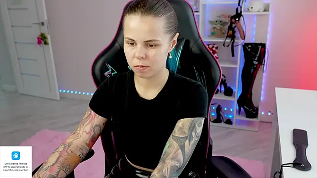 Latex Kitty online show from 06.29.26