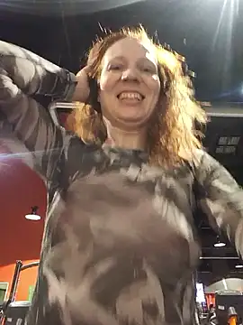 Exhibitionsplit online show from 03.27.26